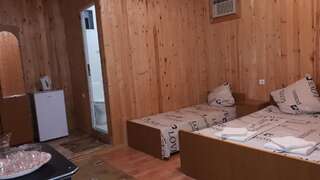 Гостевой дом Мандариновый рай Новый Афон Семейное бунгало-6